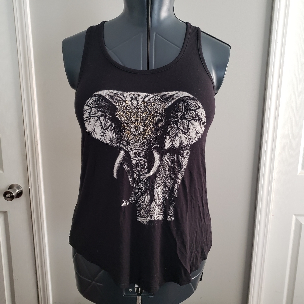 Safari elephant razorback tank tshirt size small